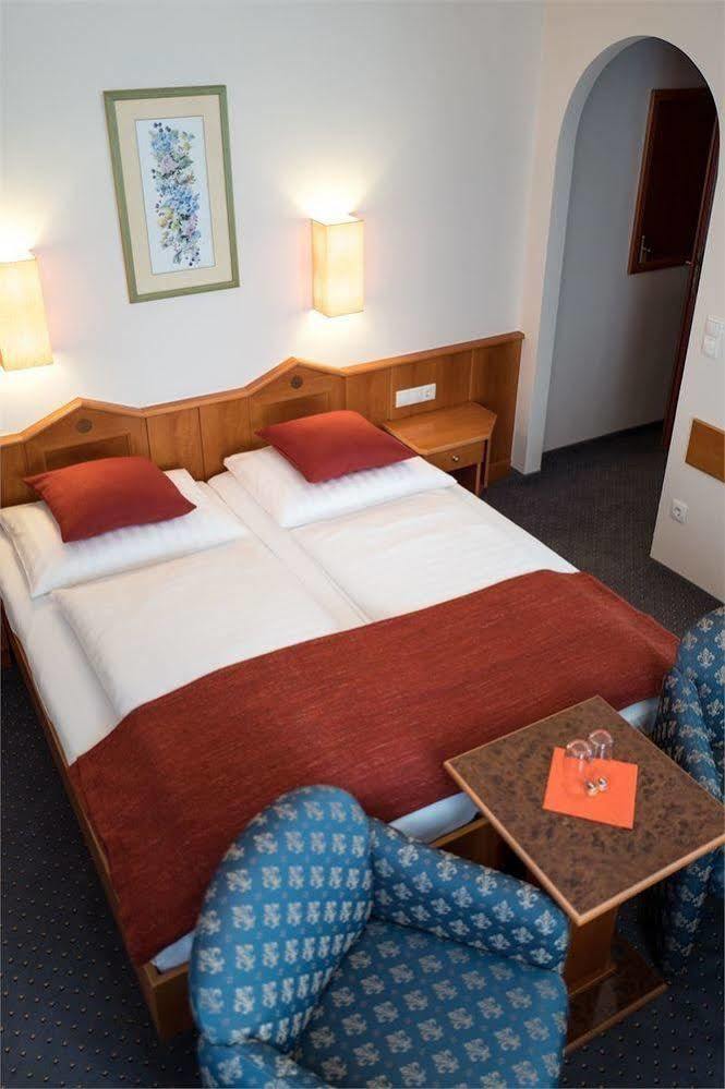 Doktorschlossl Hotel Salzburg Bagian luar foto